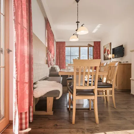 Garni Larcherhof Aparthotel