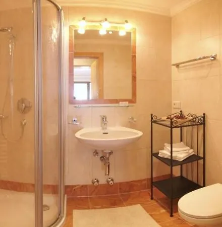 Garni Larcherhof Майрхофен