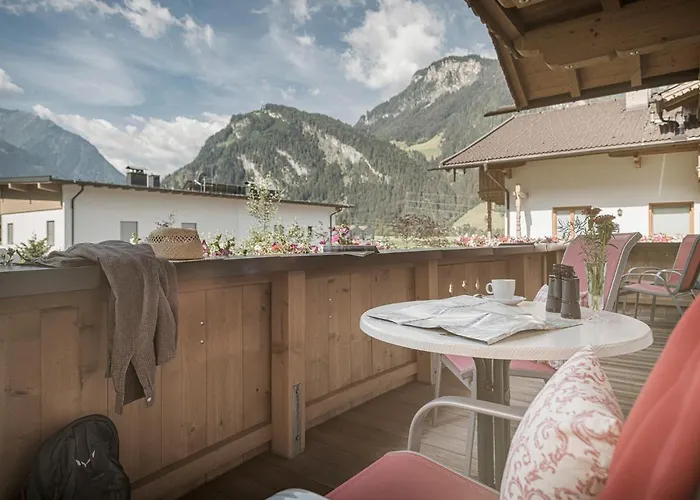 Garni Larcherhof 3* Mayrhofen