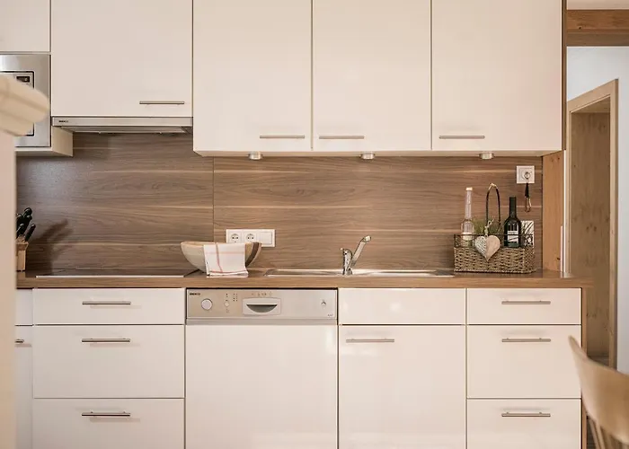 Garni Larcherhof Aparthotel 3*