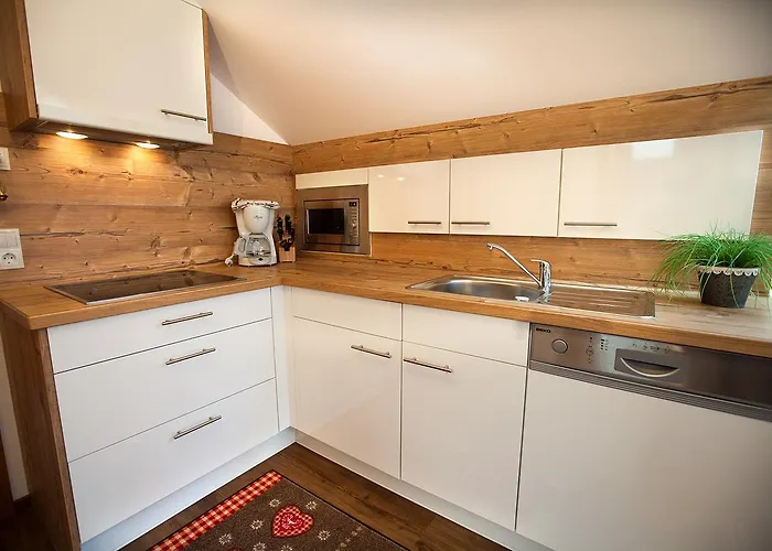 Aparthotel Garni Larcherhof 3*