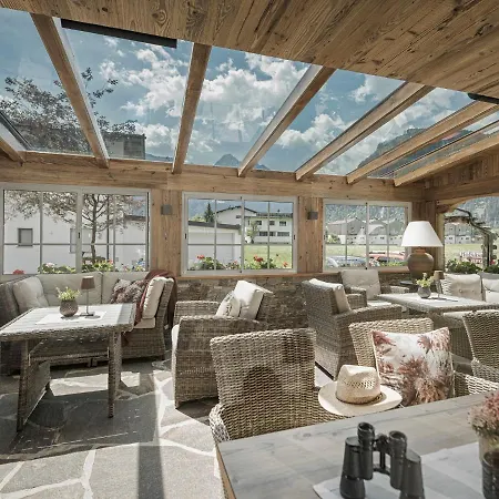 Garni Larcherhof 3* 메이른호픈