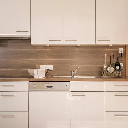 Garni Larcherhof 아파트호텔 3*