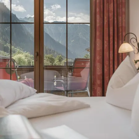 Garni Larcherhof 3* Mayrhofen